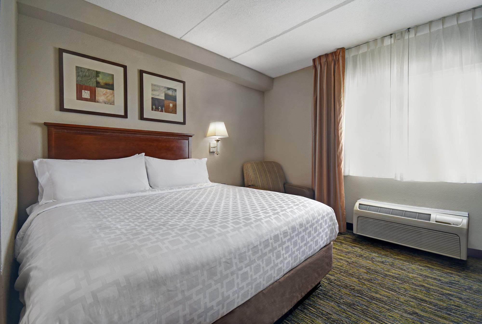 Candlewood Columbia-fort Jackson By Ihg Columbia