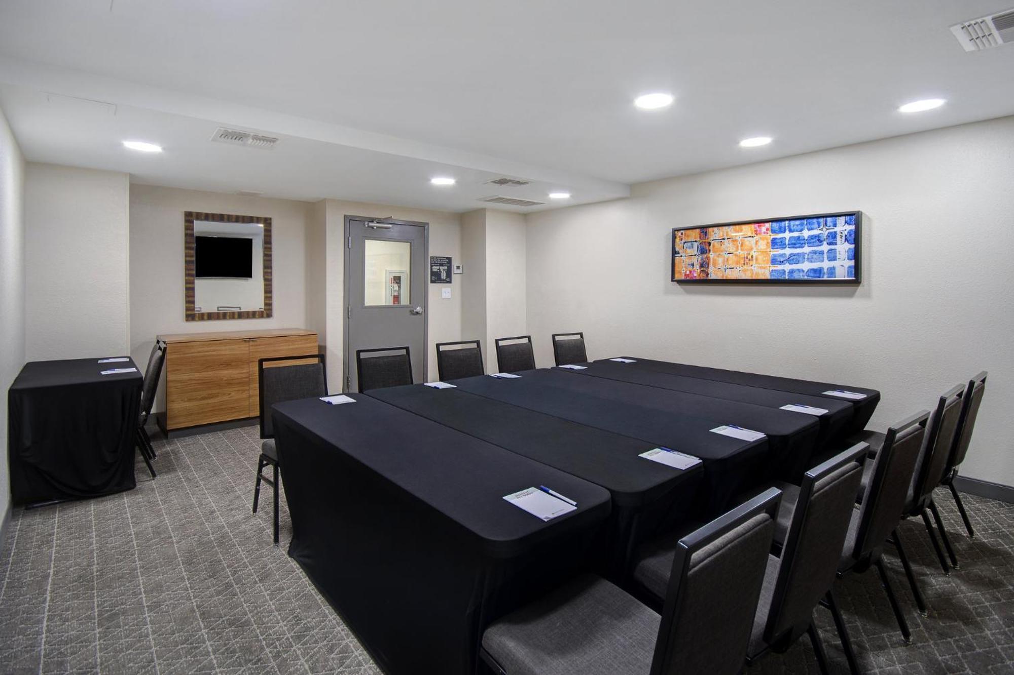 Candlewood Columbia-fort Jackson By Ihg Hotel